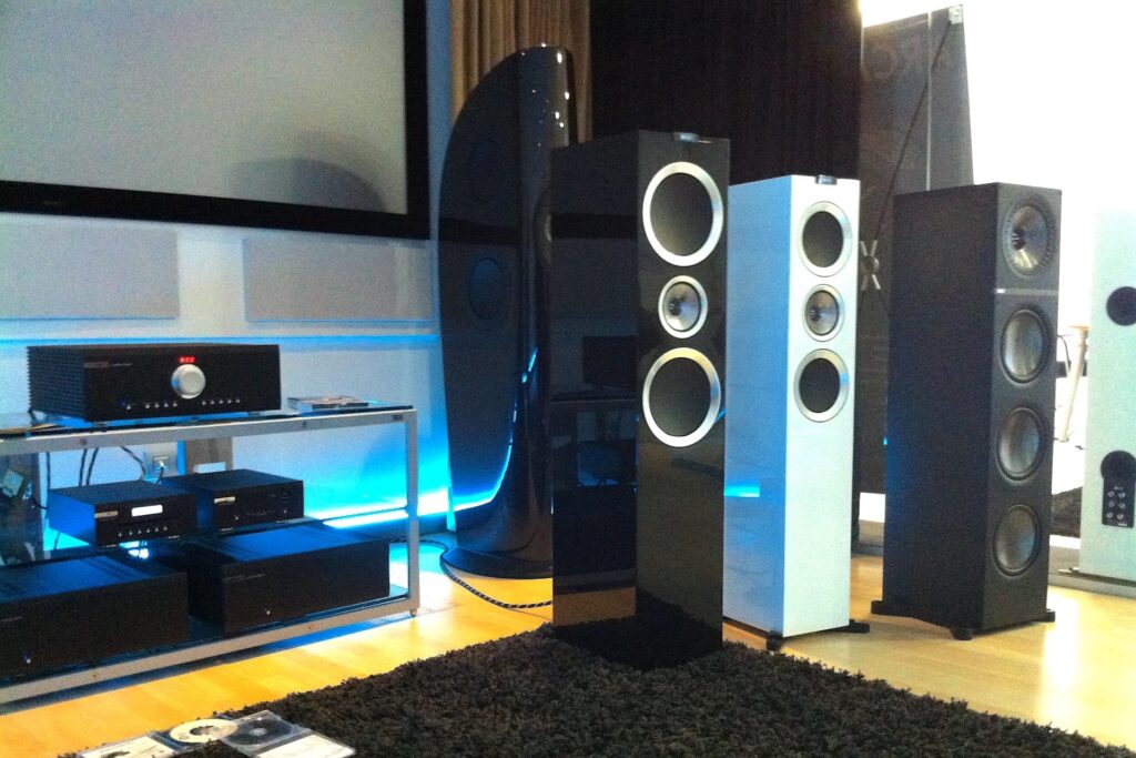 Instalaciones Audiovisuales-dada media Agencia de Comunicación DIGITALIZA TU NEGOCIO Web | eCommerce | Marketing Online | Digital Signage | Multimedia