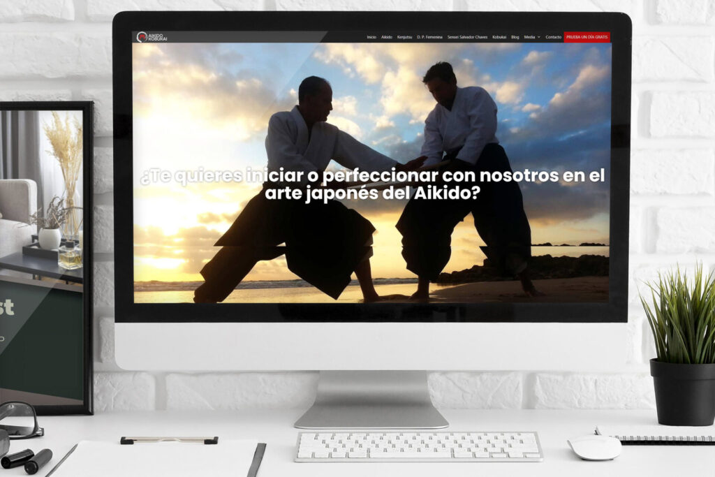 Página Web-dada media Agencia de Comunicación DIGITALIZA TU NEGOCIO Web | eCommerce | Marketing Online | Digital Signage | Multimedia